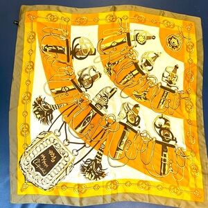 GORGEOUS opulent, print silky polyester square scarf 27” x 27” preowned